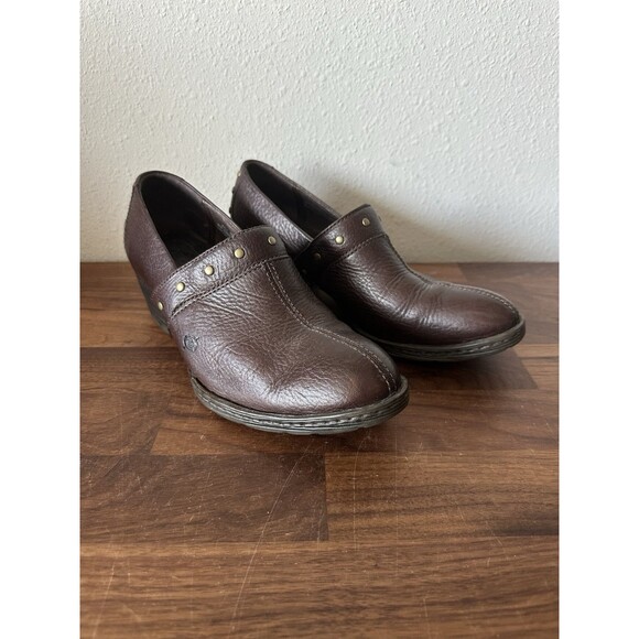 Born Brown Leather Ankle Booties Clogs Block Heels Size 8.5 D18306 Studs - Picture 1 of 13